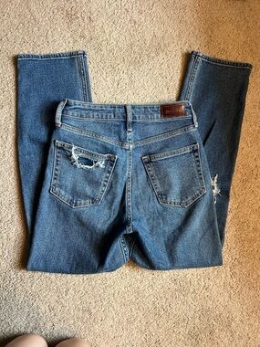 Hollister Ultra High-Rise Vintage Straight Vintage Stretch 00R 23”